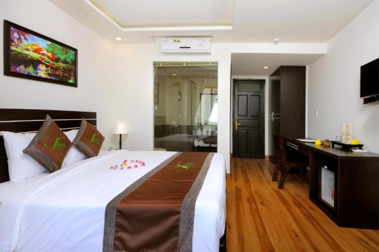 Hotel Front Beach Hoi An Exterior photo